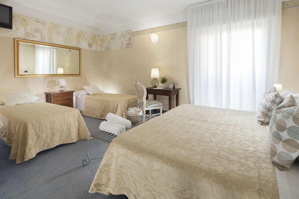 Hotel Apollo Риччоне Экстерьер фото