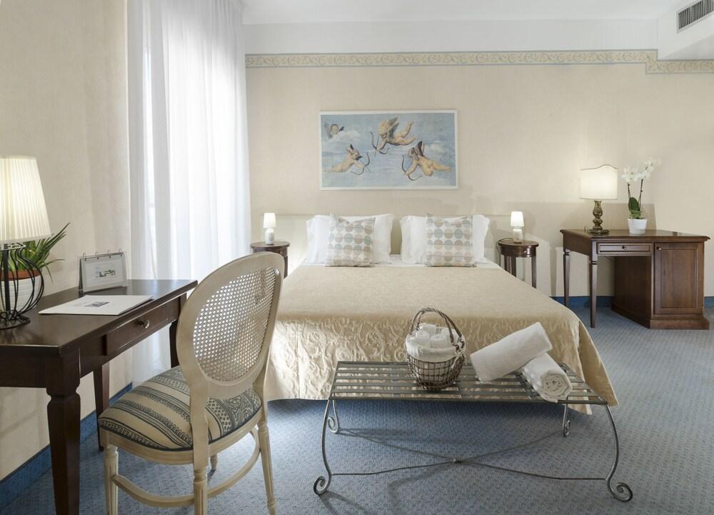 Hotel Apollo Риччоне Экстерьер фото